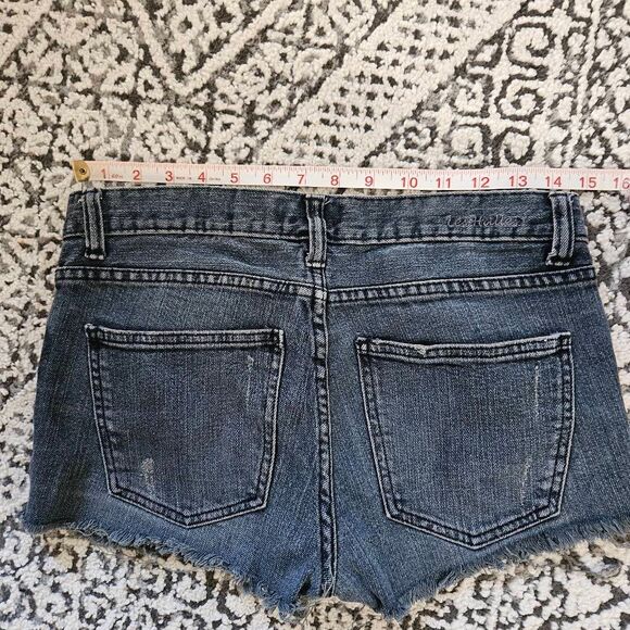 3/$15 Les Halles Cut Off Denim Short Shorts Size 27 - Picture 5 of 6